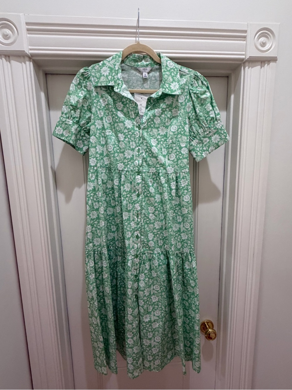 NWT Crown & Ivy Green Floral Tiered Midi Dress XS
